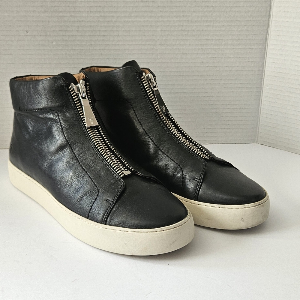 Frye Lena women's black leather zippered high top shoes size 11‎